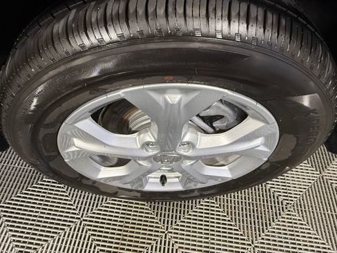 Used 2025 Honda HR-V LX image 13