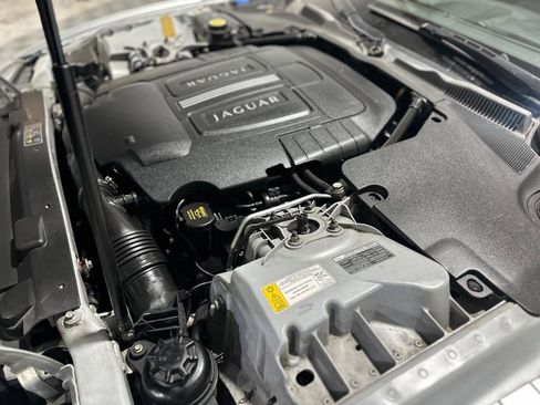 Used 2010 Jaguar XK Coupe image 39