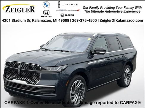 Used 2025 Lincoln Navigator Reserve AWD/4WD image 1