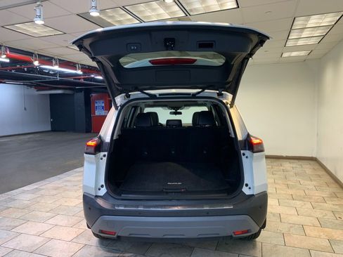 Used 2021 Nissan Rogue SV w/ Premium Package AWD/4WD image 36