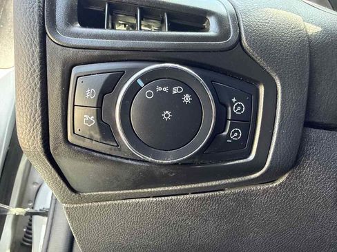 Used 2013 Ford Focus SE image 26