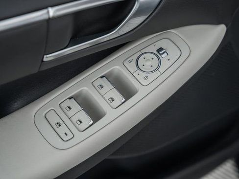 Used 2023 Hyundai Sonata SEL image 32