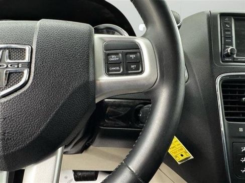 Used 2016 Dodge Grand Caravan SE w/ Quick Order Package 29E SE FWD image 26