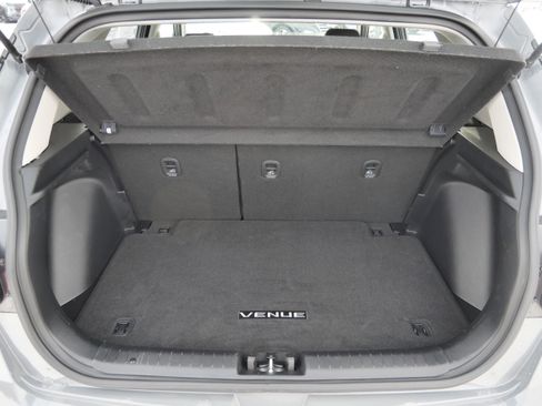 Certified 2023 Hyundai Venue SEL w/ Cargo Package image 18