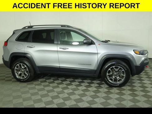 Used 2021 Jeep Cherokee Trailhawk w/ Sun, Sound & Nav Group AWD/4WD image 2