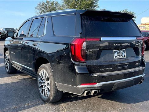 Used 2025 GMC Yukon Denali w/ Sun & Power Step Package AWD/4WD image 5