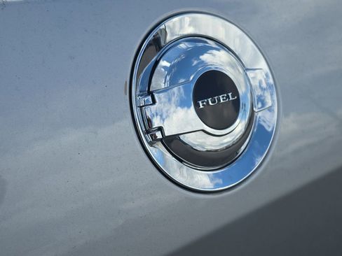 Used 2020 Dodge Challenger SXT image 11