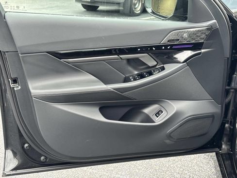 New 2026 BMW 530i w/ Executive Package image 17