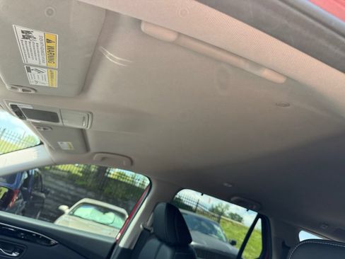 Used 2025 Honda Pilot EX-L image 13
