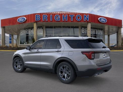 Used 2026 Ford Explorer Active w/ Active Comfort Package AWD/4WD image 7