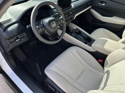 Used 2025 Honda Accord SE image 20