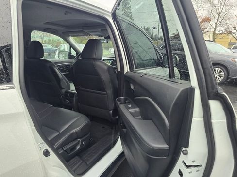 Certified 2022 Honda Pilot EX-L image 10