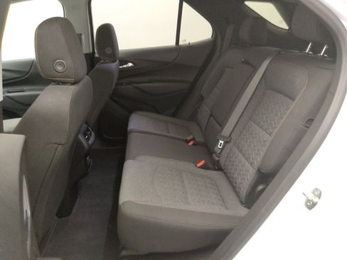 Used 2022 Chevrolet Equinox LT image 18