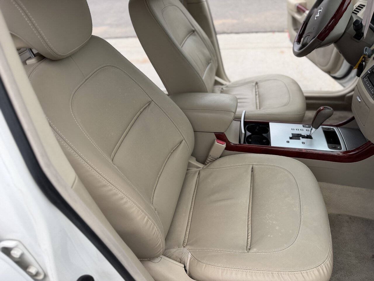 Used 2007 Hyundai Azera SE FWD image 23
