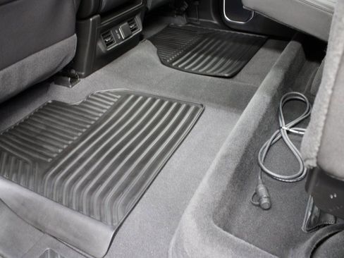 Used 2024 GMC Sierra 1500 SLT image 56