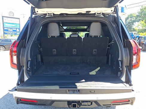 Used 2026 Ford Expedition Tremor AWD/4WD image 28