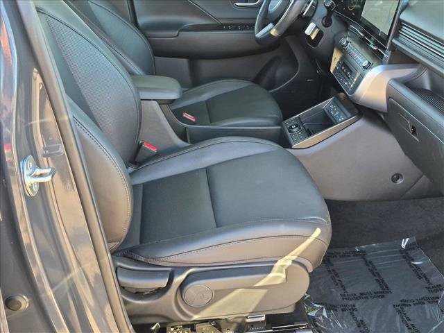 Used 2024 Hyundai Kona Limited FWD image 21