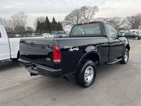 Used 2003 Ford F150 XL image 6