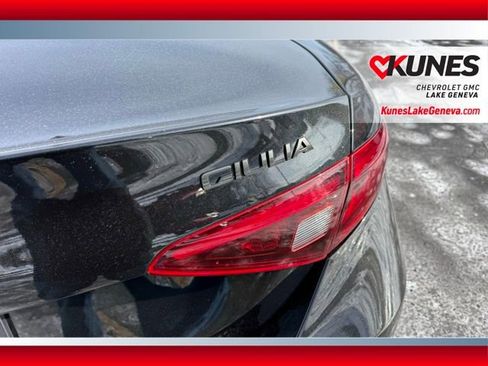 Used 2021 Alfa Romeo Giulia Ti Sport image 7