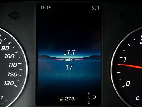 Used 2025 Mercedes-Benz Sprinter 2500 image 44