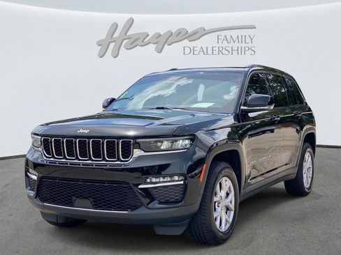 Used 2022 Jeep Grand Cherokee Limited AWD/4WD image 11