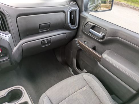 Used 2021 Chevrolet Silverado 1500 LT RWD image 15