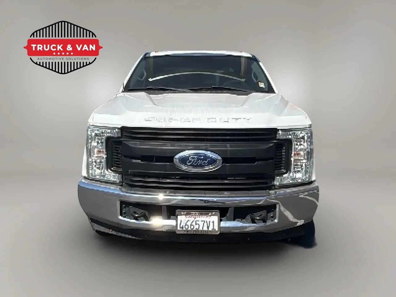 Used 2017 Ford F350 XL w/ Power Equipment Group RWD image 2