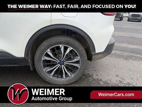 Used 2022 Ford Escape SEL w/ SEL Stealth AWD Package image 8