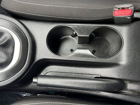 Used 2023 Kia Forte LXS image 39