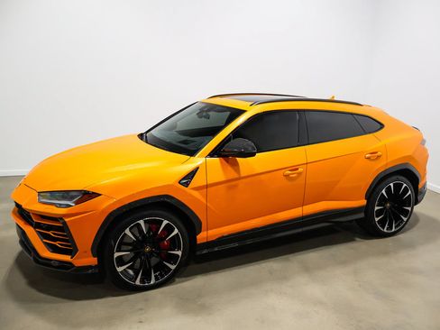 Used 2021 Lamborghini Urus AWD/4WD image 12