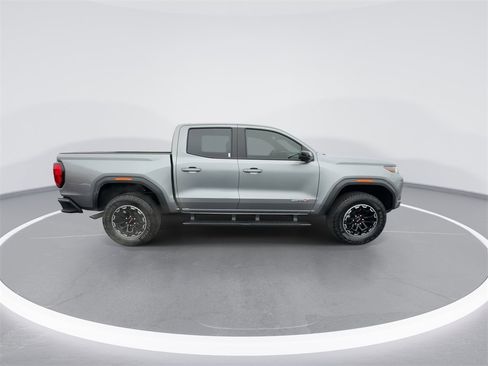 Used 2026 GMC Canyon AT4 image 9