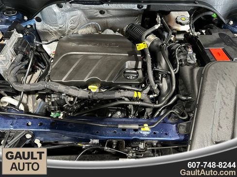 Used 2024 Chevrolet Trax LT w/ Driver Confidence Package FWD image 21