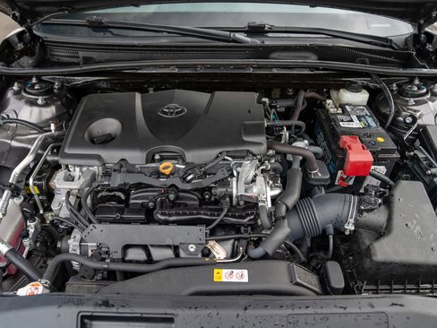 Used 2019 Toyota Camry SE w/ Convenience Package image 25