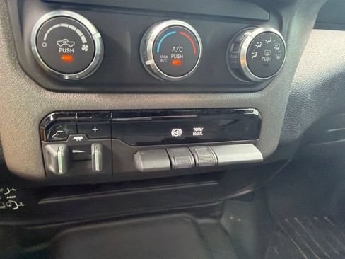 Used 2022 RAM 2500 Tradesman AWD/4WD image 31