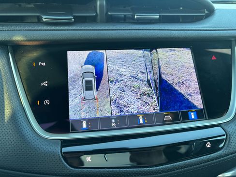 Used 2023 Cadillac XT5 Premium Luxury w/ Technology Package image 21