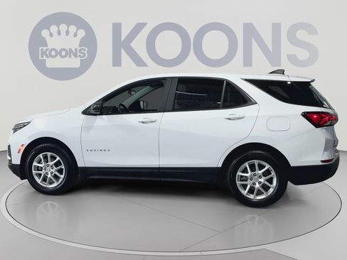 Used 2024 Chevrolet Equinox LS w/ LS Convenience Package FWD image 7
