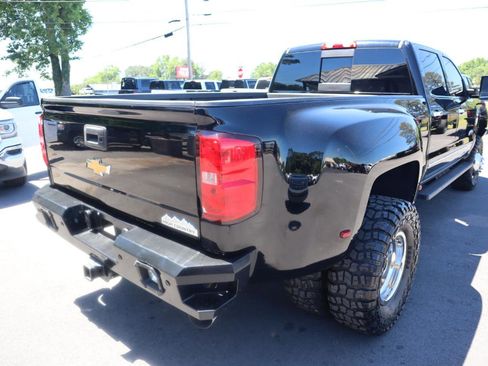 Used 2018 Chevrolet Silverado 3500 High Country w/ Duramax Plus Package AWD/4WD image 5