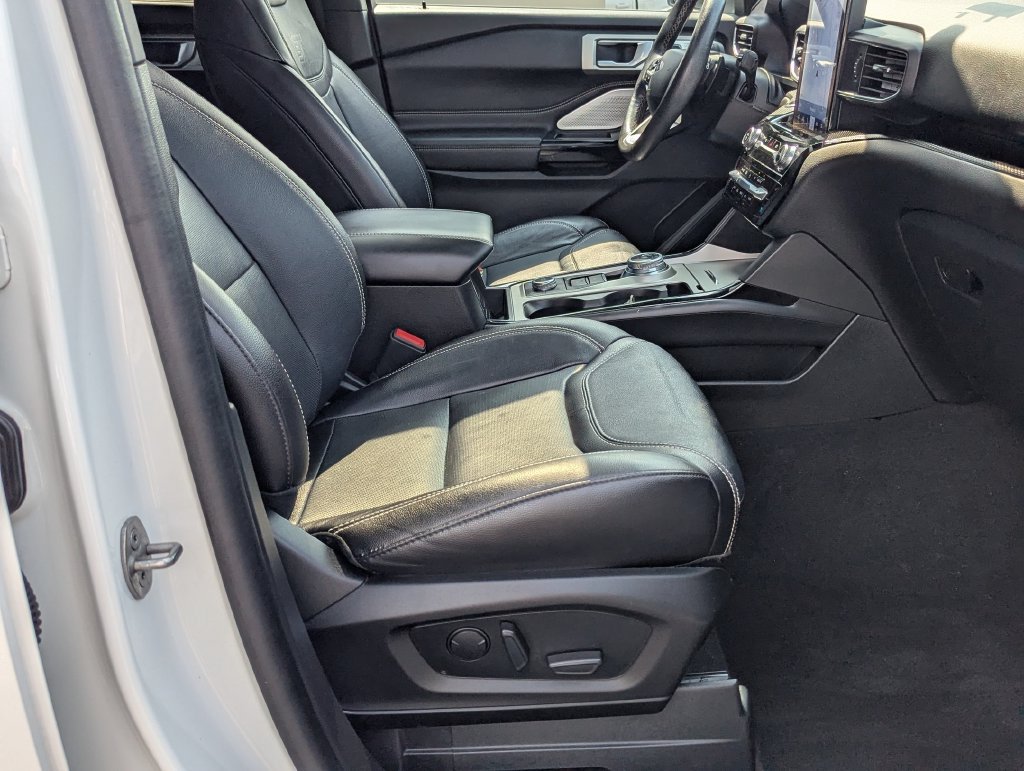 Used 2022 Ford Explorer ST w/ Equipment Group 401A AWD/4WD image 29