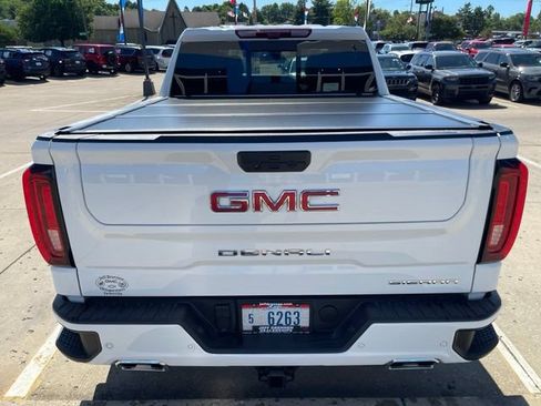 Used 2023 GMC Sierra 1500 Denali w/ Denali Reserve Package AWD/4WD image 6