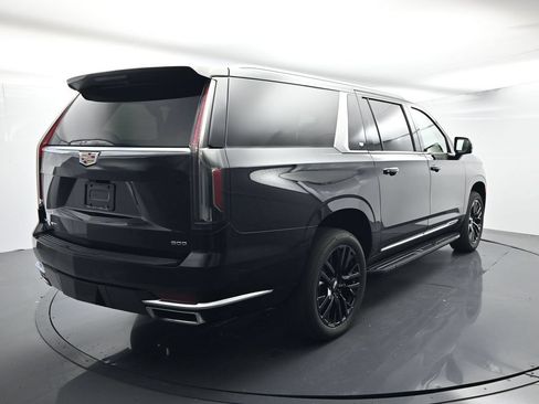 Used 2024 Cadillac Escalade ESV Premium Luxury RWD image 14