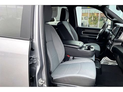 Used 2024 RAM 2500 Big Horn image 8