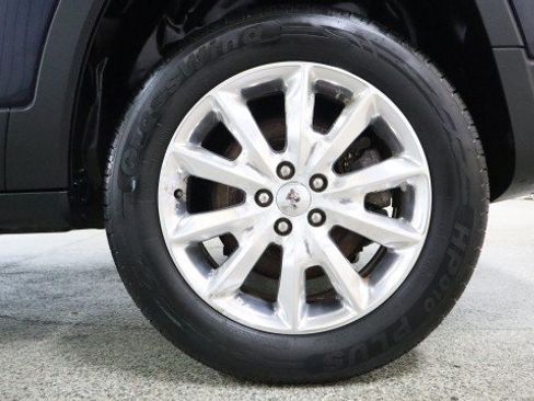 Used 2015 Jeep Cherokee Limited AWD/4WD image 23