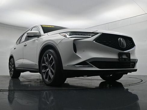Used 2024 Acura MDX SH-AWD w/ Technology Package image 29