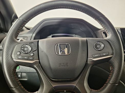 Used 2023 Honda Passport TrailSport image 17