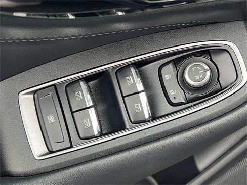 Certified 2022 Subaru Outback Limited image 18