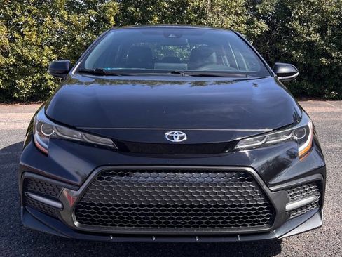 Used 2020 Toyota Corolla SE image 11