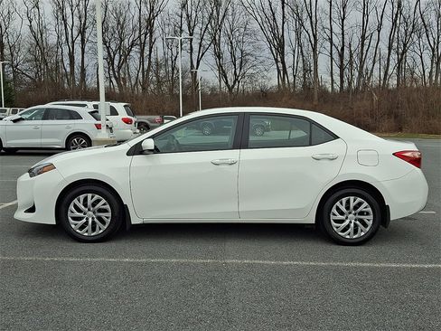 Certified 2017 Toyota Corolla LE image 7