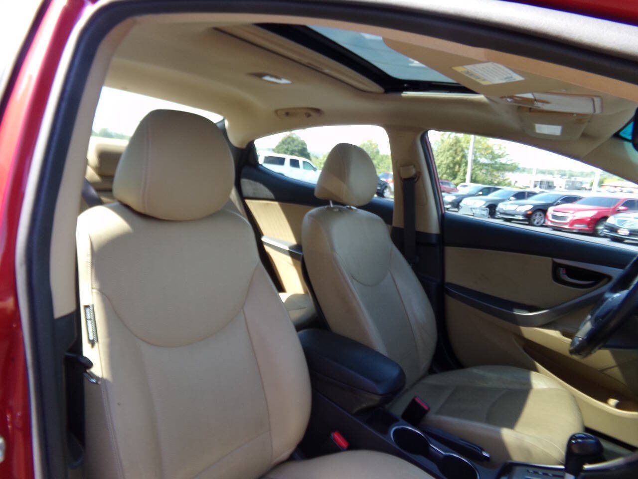 Used 2013 Hyundai Elantra Limited FWD image 28