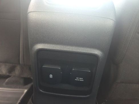 Used 2022 Ford Bronco Wildtrak image 22