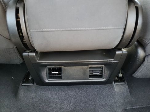 Used 2020 Chevrolet Silverado 1500 Custom Trail Boss w/ Custom Convenience Package image 28